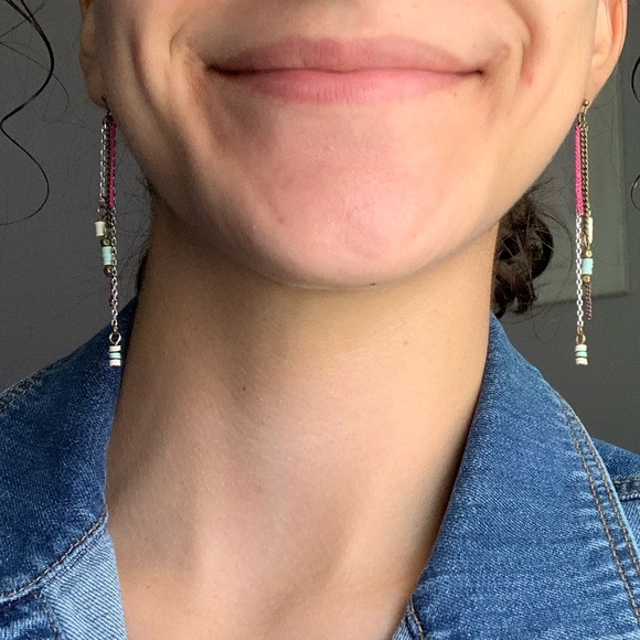 Dangling Earrings - Picture 3 of 5